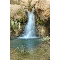 Портреты картины репродукции на заказ - Маленький водопад в камнях - Фотообои водопады