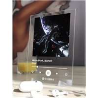 Портреты картины репродукции на заказ - White Punk, MAYOT - Мимо - постер Spotify