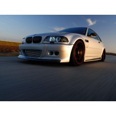Фотообои - BMW на дороге